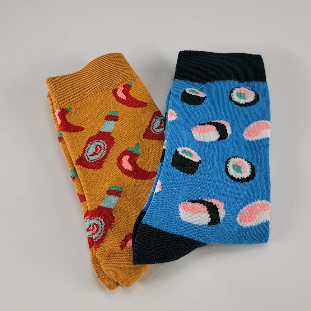 NWOT Women's Sushi & Hot Sauce/Pepper Sock Bundle